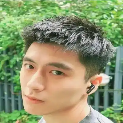冯雅欣